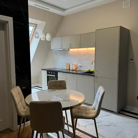 Yeti Apartamenty Krupowki 73C Zakopane Exterior photo