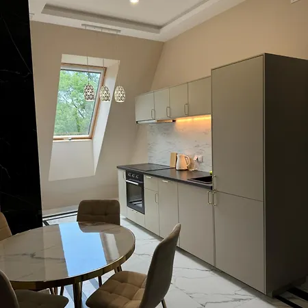 Yeti Apartamenty Krupowki 73C Zakopane Exterior photo